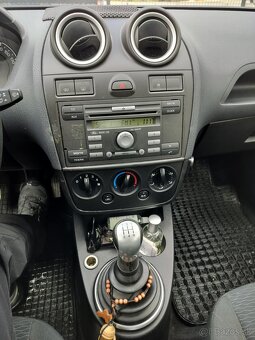 Ford Fiesta - 7
