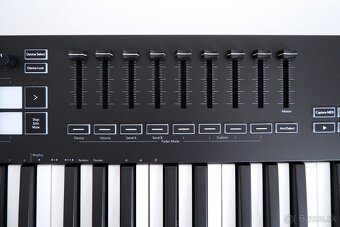 Midi klávesy Novation Launchkey 49 MK3 - 7