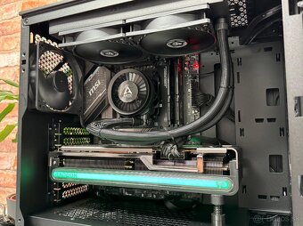 Ryzen 9 7900X\32GB\RX 7800XT\SSD\1000W Zdroj - 7