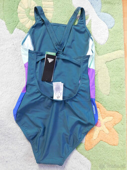 ové chlórrezistentné plavky adidas veľ. 36 - 7