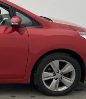 TOYOTA VERSO - 7