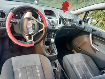 Ford Fiesta - 7