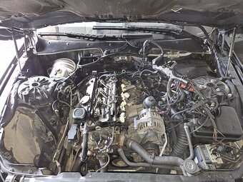 BMW E60 520d /177k r.2008 manuál na náhradné diely - 7
