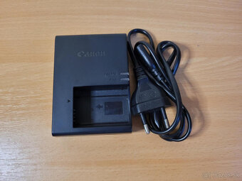 Canon Eos 200D + Canon EF-S 24mm f2.8 + Canon EF 50mm f1.8 - 7