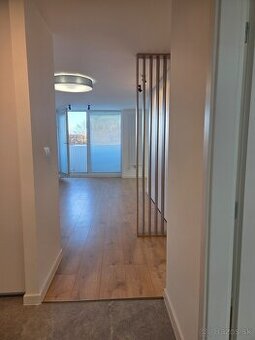 3iz. byt PREDAJ, MICHALOVSKÁ ul., TOP POLOHA - 7