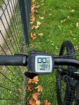 Elektronický Cube reaction hybrid Pro 2022 - 7