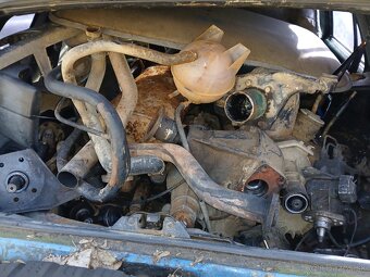 Opel Fronteta 2,8 - 7