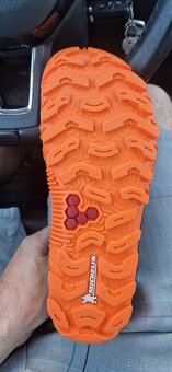 Vivobarefoot - 7