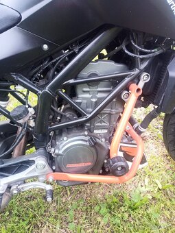 KTM 125 Duke ABS r.v. 7/2015 - 7