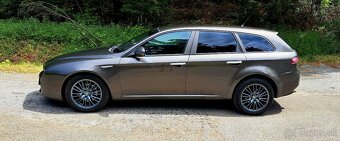 Alfa Romeo 159 - 7