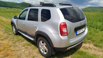 DACIA DUSTER 1,5 DCI 4x4 - 7