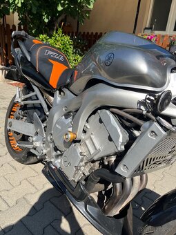 Yamaha - 7