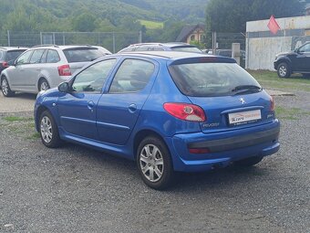 Peugeot 206+ 1,4i 55 kW r.v. 9/2009 - 7