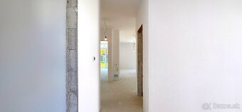 PNORF – skolaudovaný 4i RD, tep. čerpadlo, 561 m2, Krakovany - 7