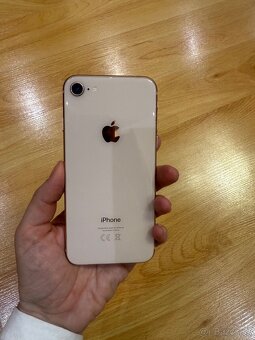 Iphone 8 - 7