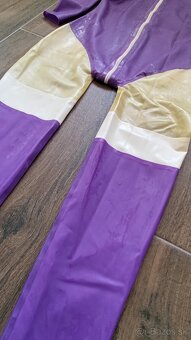 Latexovy catauit - fialový - 7