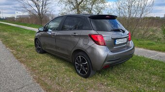 Toyota Yaris 1.5 hybrid A/T 54KW - 7