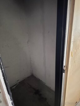 Predám v Detve 3 izbový byt zo 4 lodžiami - 7