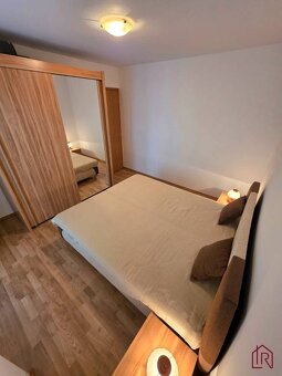 Apartmán, Nová Lesná, 46m2 + balkón, park. miesto, zariadený - 7