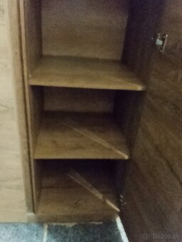 Šatníková skriňa - 7