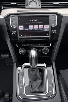 R-Line VW Passat Variant 2.0 TDI 190PS 4Motion DSG - 7