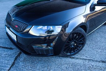 Škoda Octavia Combi 2.0 TDI RS DSG - 7