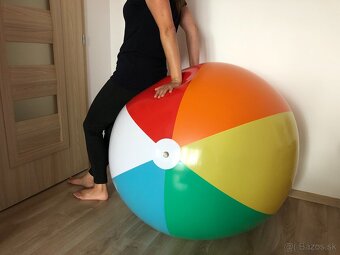 Obrovská plážová lopta. - 7