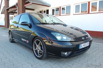 Ford Focus ST 2.0b - 7