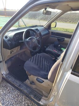 Predám Nissan Terrano 2 2.7 TD 92kw - 7