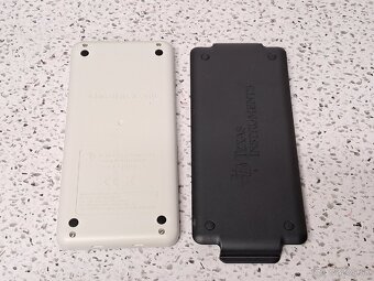 Kalkulator - Kalkulačky Texas Instrument / Commodore - 7