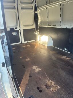 Predám Peugeot boxer 96kw 2011 - 7