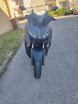 YAMAHA X-MAX 125 - 7