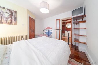 Štýlový a komplet zariadený byt na prenájom vo Vajkovciach – - 7