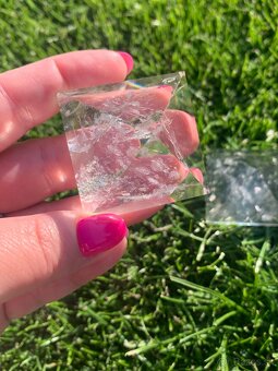 Kristalova pyramida - 7