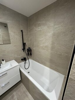 Štýlový, zrekonštruovaný 1,5-izbový byt. - 7