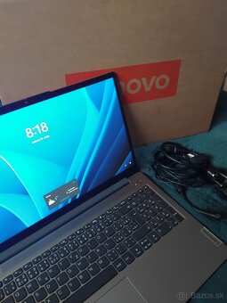 Notebook Lenovo IdeaPad Slim 3 15IAN8 (82XB002BCK) sivý - 7