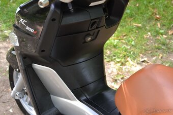 YAMAHA XC 300 VERSITY - 7