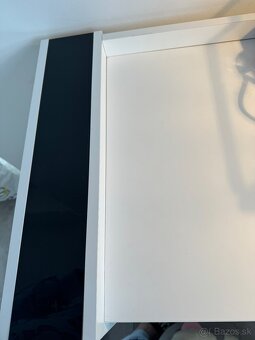 Predám modernú bielo-čiernu komodu - 7