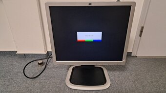 Monitor DELL+HP - 7