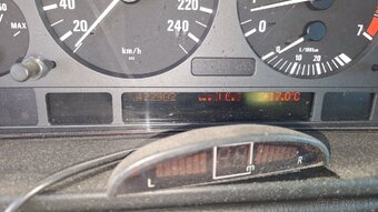 BMW 528i E39 - 7