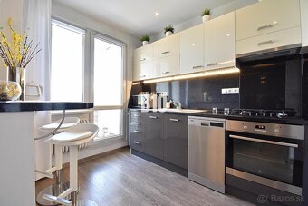 Štýlový 2 izbový byt s loggiou, kompletná rekonštrukcia - 7