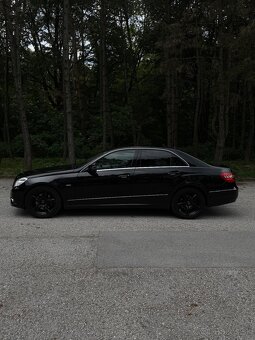 Mercedes Benz E350 - 7