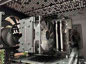 i7 13700K\16GB\RTX 2080\SSD\750W Zdroj - 7