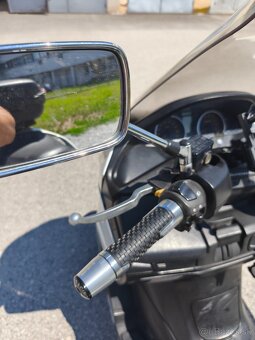 Suzuki Burgman AN400 - 7
