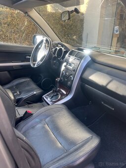 Suzuki Grand Vitara 2.0 LPG automat 4x4 - 7