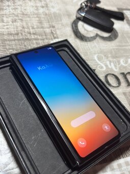 Samsung Z Fold 3 512gb - 7