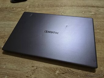 Huawei Matebook D15 s 8gb ram 256gb ssd diskom a i3 procesor - 7