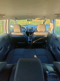 Hyundai i30 1.4i CVVT - 7
