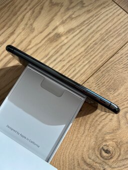 Apple iPhone XS Space Grey 64GB - 7