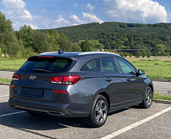 Hyundai i30 Kombi 1.6 CRDI 7DCT Edition 30 - 7